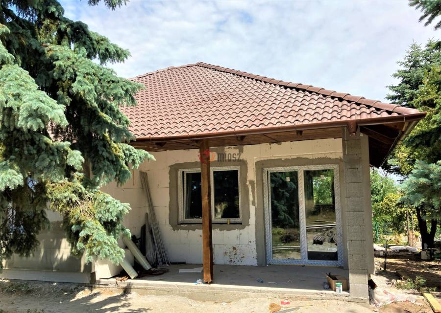 eladó családi ház, Erdőkertes