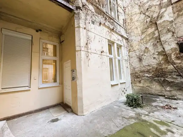 Eladó téglalakás, Budapest, VII. kerület 1 szoba 22 m² 43.9 M Ft