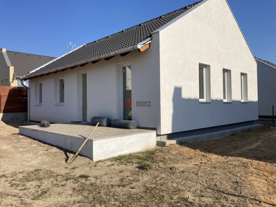 eladó újépítésű családi ház, Kerepes