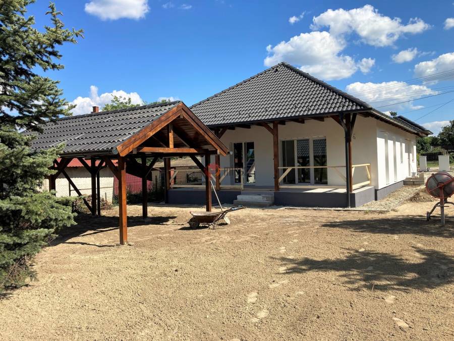 eladó újépítésű családi ház, Veresegyház