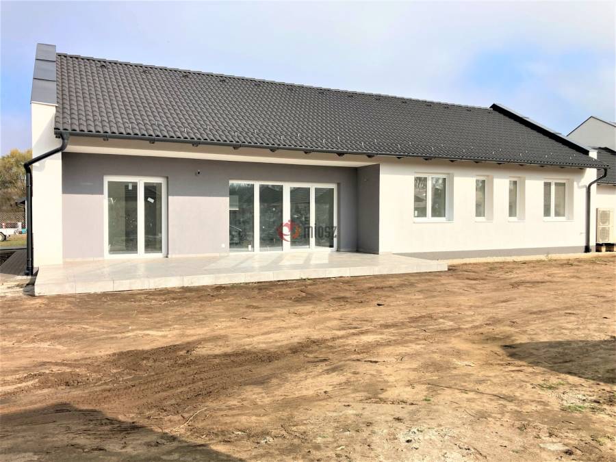 eladó újépítésű ikerház, Szada