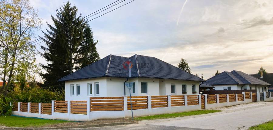 eladó újépítésű ikerház, Veresegyház